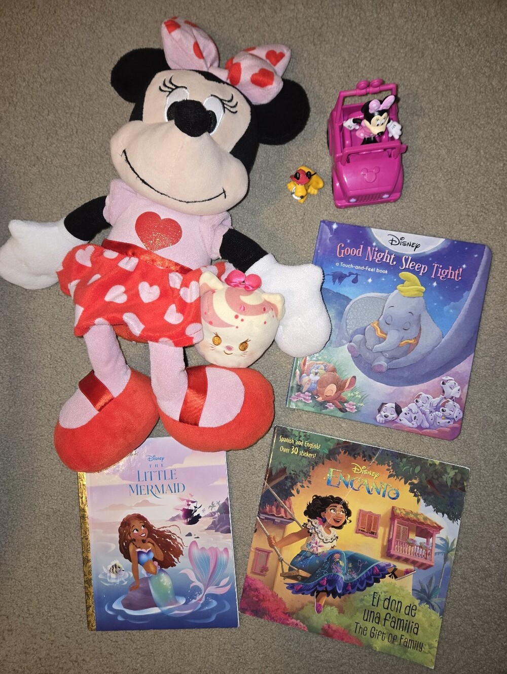 Disney Toy And Book Lot